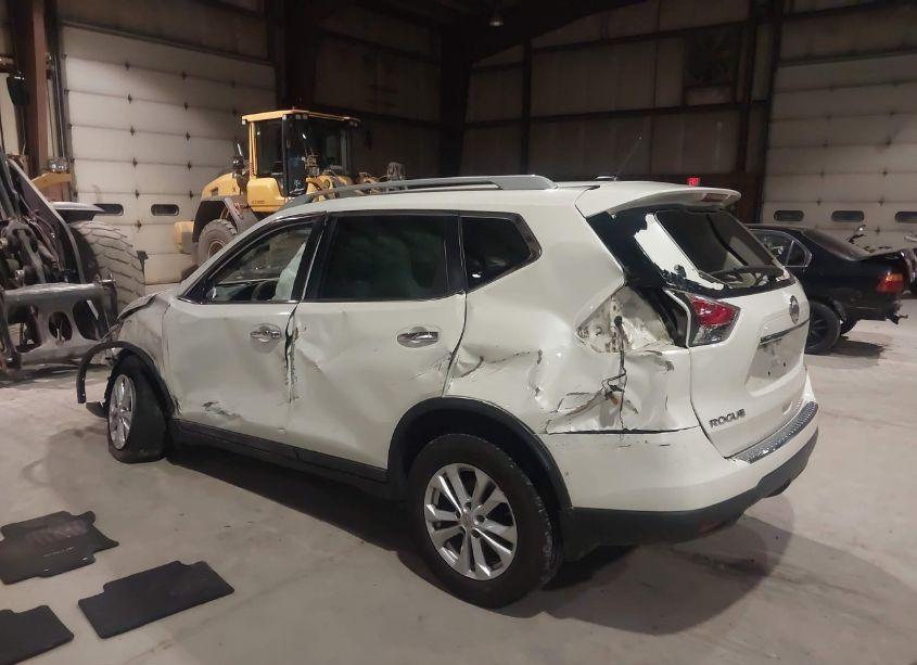Photo 3 of 2015 Nissan Rogue SV (VIN 5N1AT2MV2FC812500)