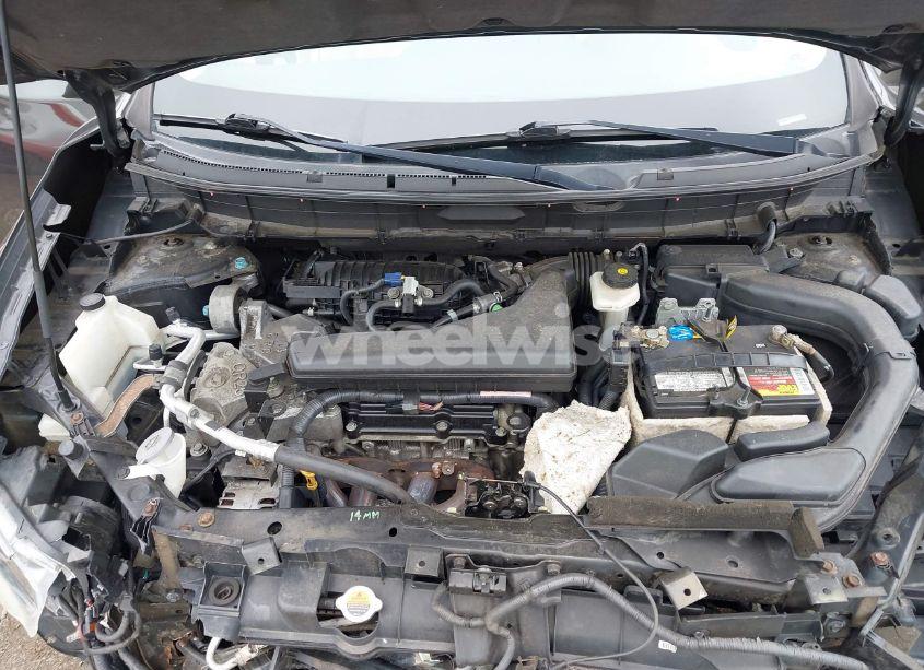 Photo 10 of 2015 Nissan Rogue SV (VIN 5N1AT2MV2FC829345)