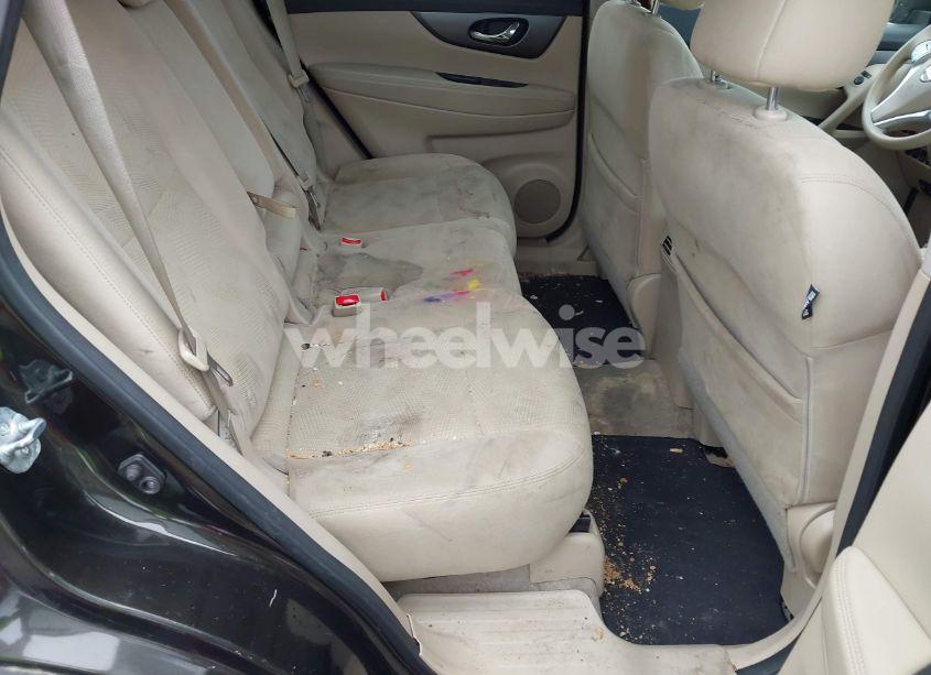 Photo 8 of 2015 Nissan Rogue SV (VIN 5N1AT2MV2FC829345)