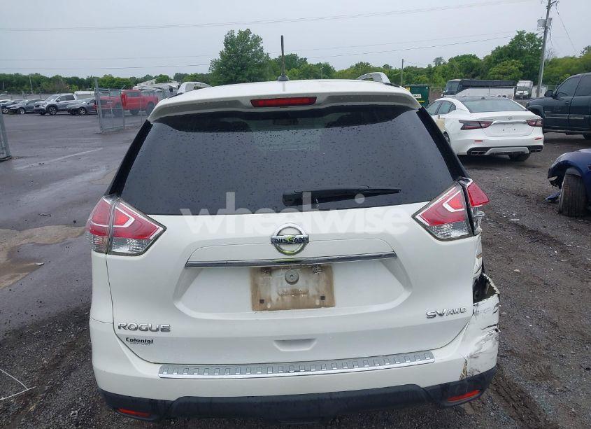 Photo 16 of 2015 Nissan Rogue SV (VIN 5N1AT2MV2FC842144)