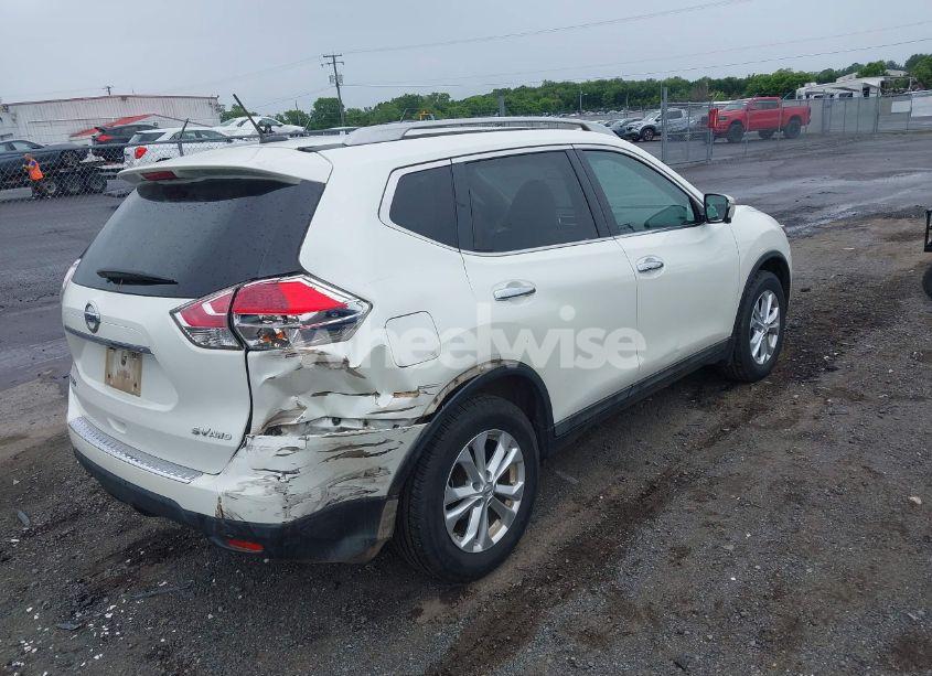 Photo 4 of 2015 Nissan Rogue SV (VIN 5N1AT2MV2FC842144)
