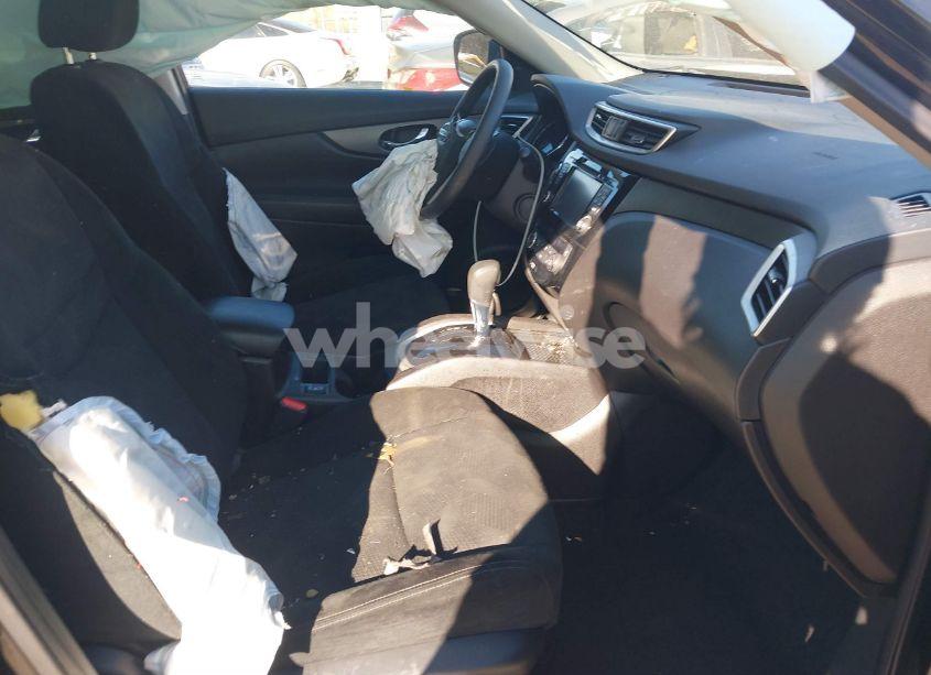 Photo 5 of 2015 Nissan Rogue SV (VIN 5N1AT2MV2FC851071)