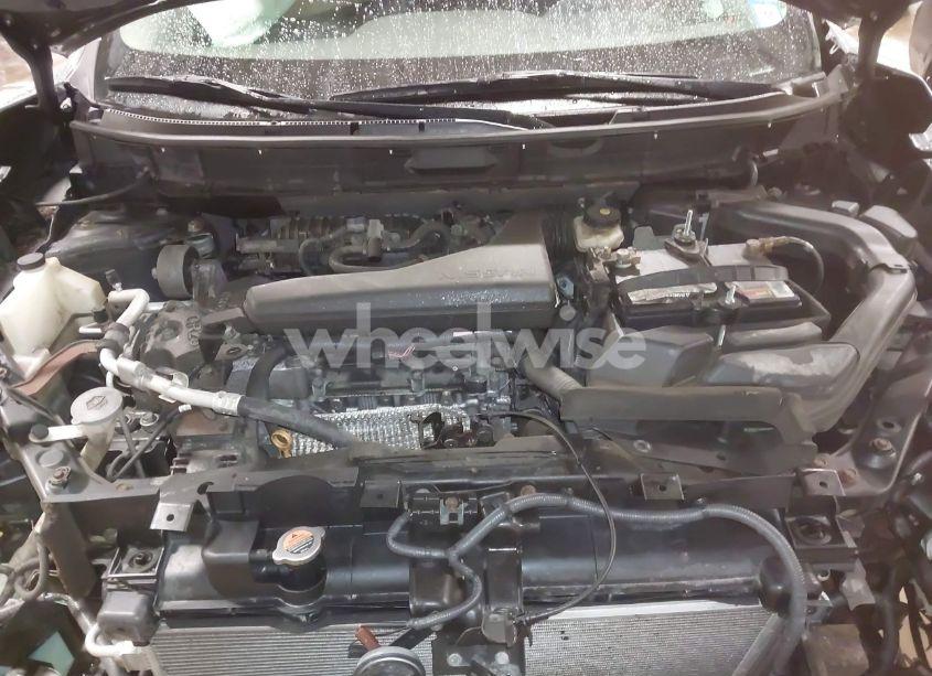 Photo 10 of 2015 Nissan Rogue SV (VIN 5N1AT2MV2FC917571)