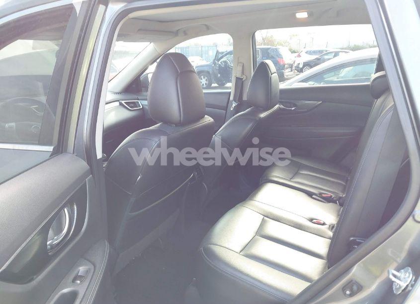 Photo 8 of 2015 Nissan Rogue SL (VIN 5N1AT2MV2FC919241)