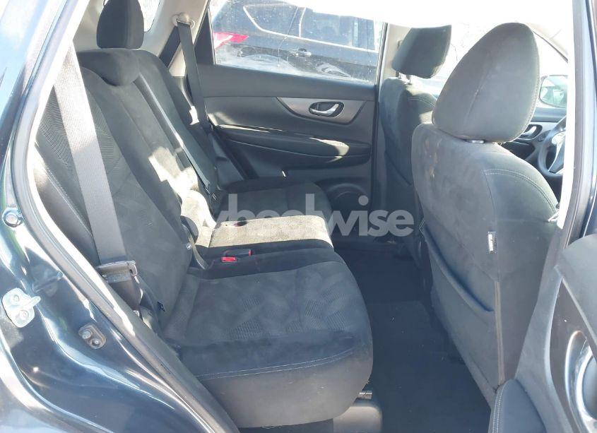 Photo 8 of 2015 Nissan Rogue SV (VIN 5N1AT2MV2FC919627)