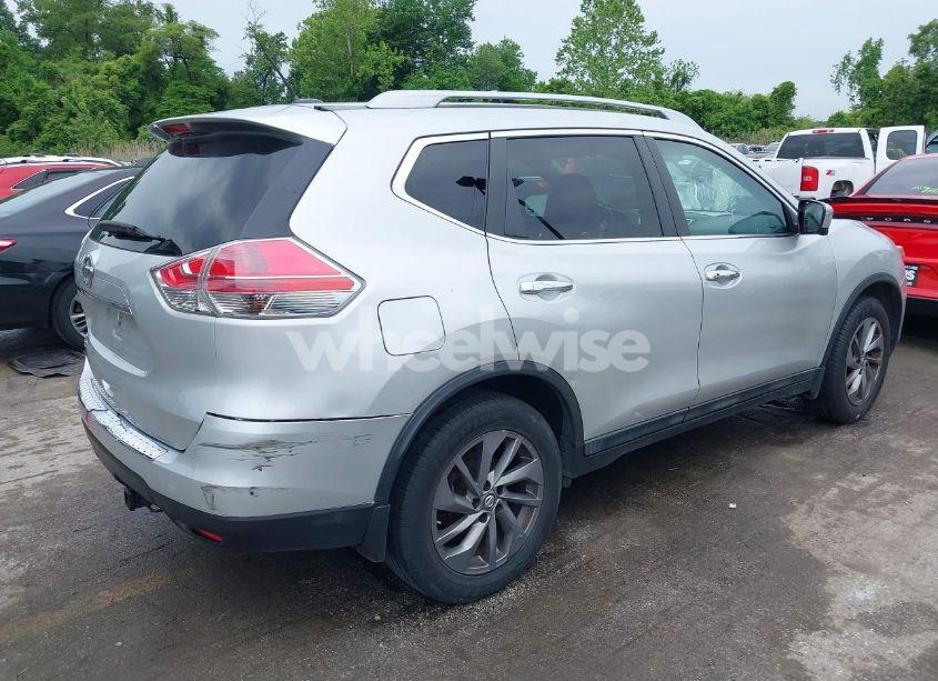 Photo 4 of 2016 Nissan Rogue SL (VIN 5N1AT2MV2GC737394)