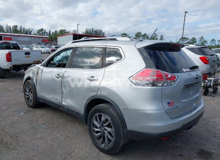 Photo 3 of 2016 Nissan Rogue SL (VIN 5N1AT2MV2GC742742)