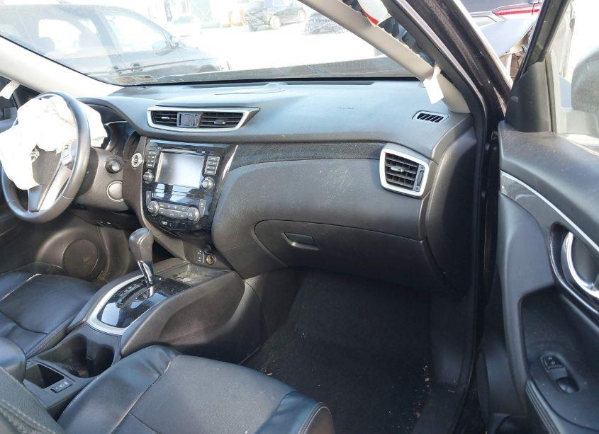 Photo 5 of 2016 Nissan Rogue SL (VIN 5N1AT2MV2GC752932)