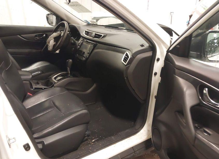 Photo 5 of 2016 Nissan Rogue SL (VIN 5N1AT2MV2GC754244)