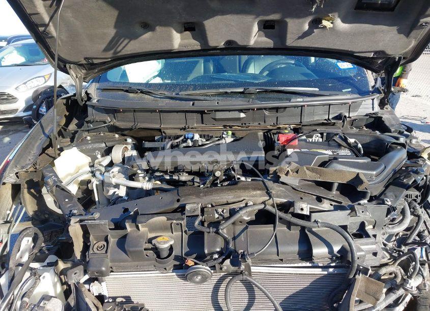 Photo 10 of 2016 Nissan Rogue SL (VIN 5N1AT2MV2GC801174)