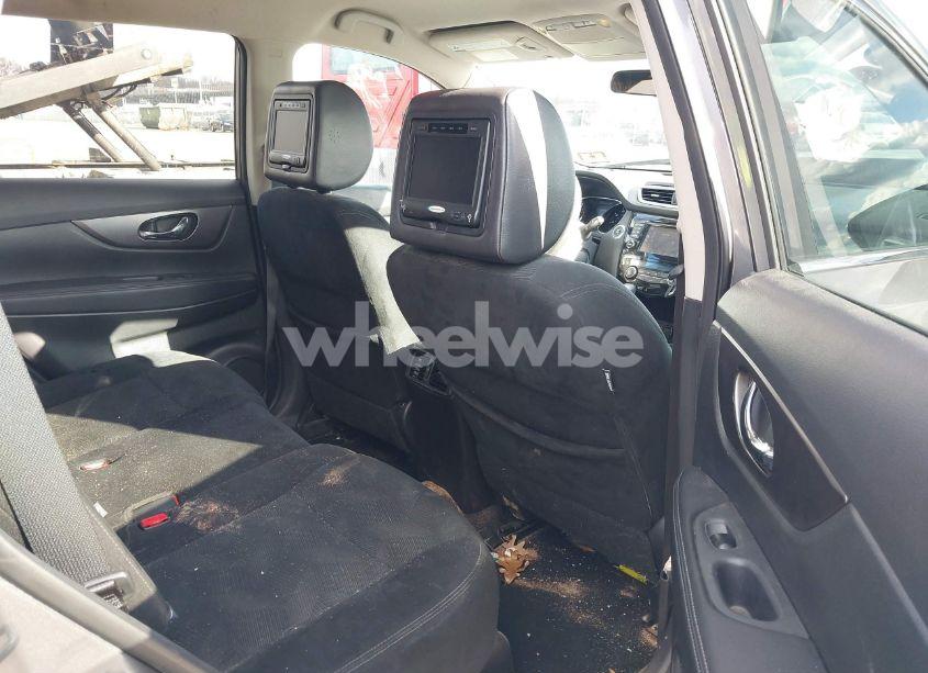 Photo 8 of 2016 Nissan Rogue SV (VIN 5N1AT2MV2GC829122)