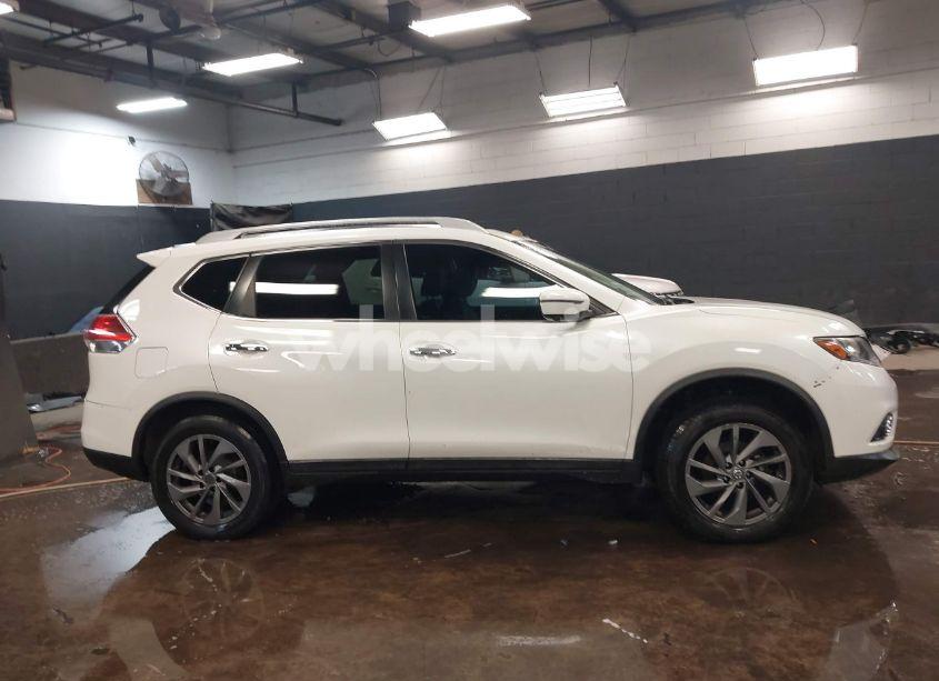 Photo 13 of 2016 Nissan Rogue SL (VIN 5N1AT2MV2GC875484)