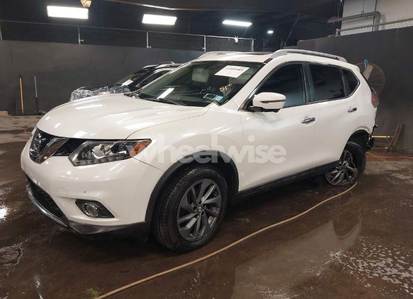 Photo 2 of 2016 Nissan Rogue SL (VIN 5N1AT2MV2GC875484)