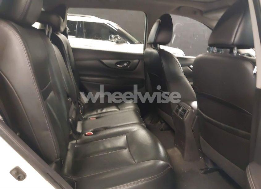 Photo 8 of 2016 Nissan Rogue SL (VIN 5N1AT2MV2GC875484)