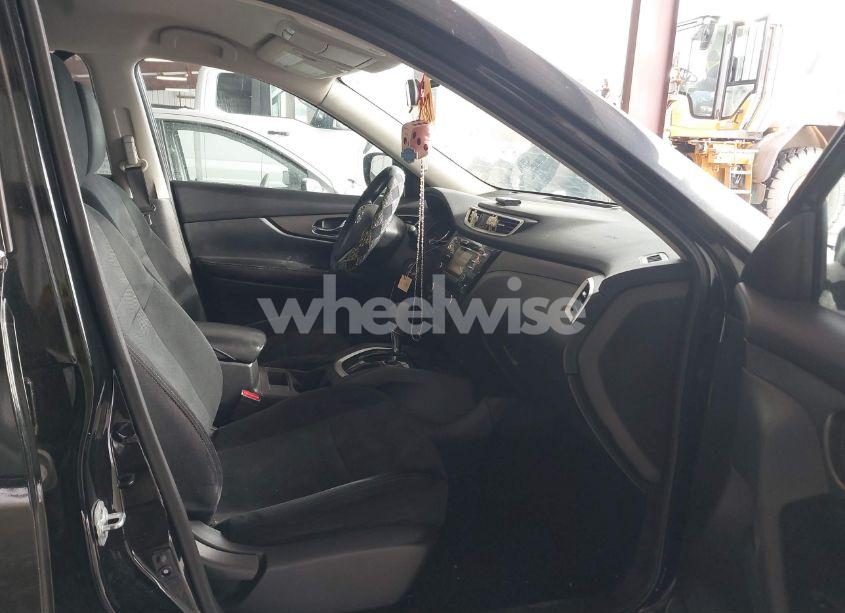 Photo 5 of 2016 Nissan Rogue S (VIN 5N1AT2MV2GC884136)