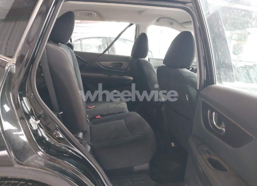 Photo 8 of 2016 Nissan Rogue S (VIN 5N1AT2MV2GC884136)