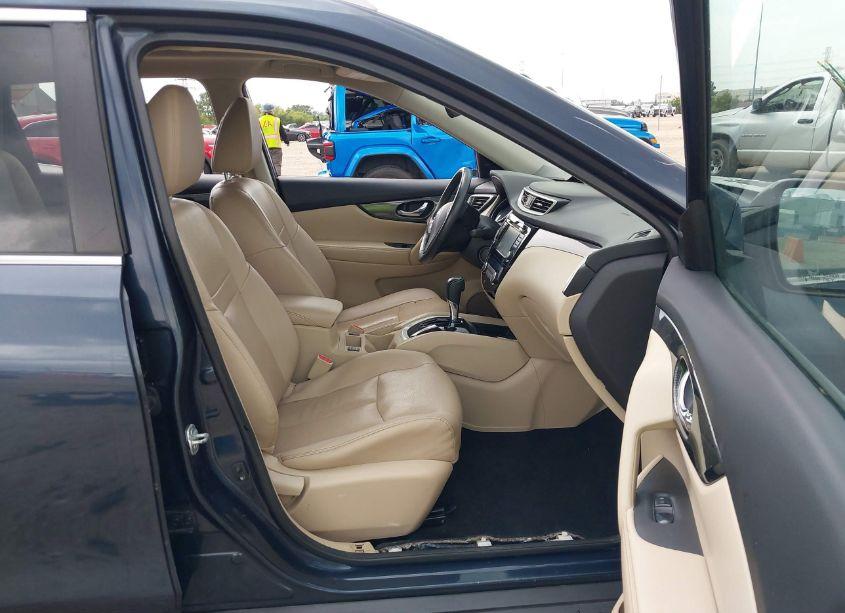 Photo 5 of 2016 Nissan Rogue SL (VIN 5N1AT2MV2GC890406)