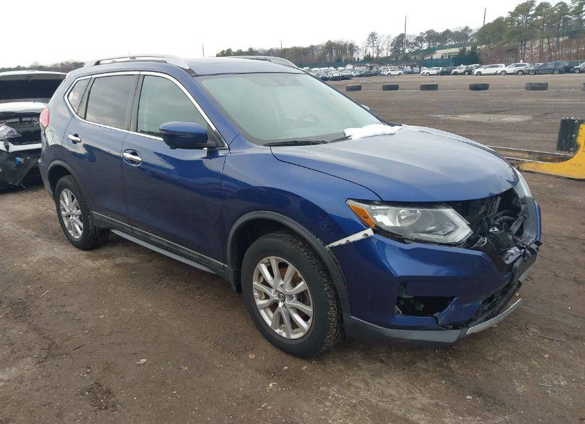 2017 Nissan Rogue SV (VIN 5N1AT2MV2HC743178) main photo