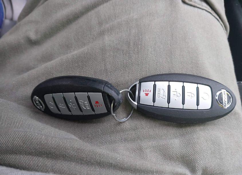 Photo 11 of 2017 Nissan Rogue SV (VIN 5N1AT2MV2HC743178)