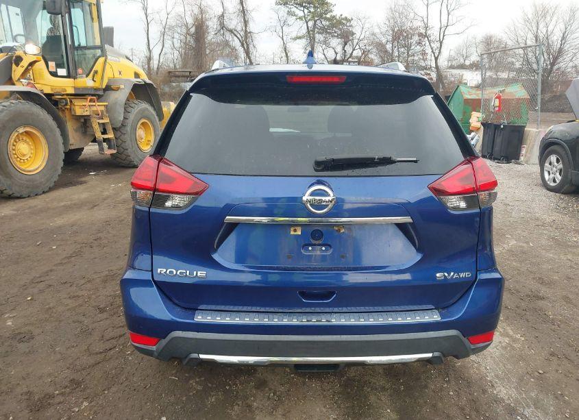 Photo 16 of 2017 Nissan Rogue SV (VIN 5N1AT2MV2HC743178)