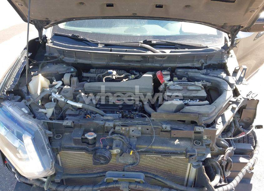 Photo 10 of 2017 Nissan Rogue SV (VIN 5N1AT2MV2HC757047)