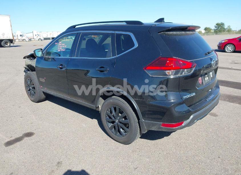 Photo 3 of 2017 Nissan Rogue SV (VIN 5N1AT2MV2HC757047)