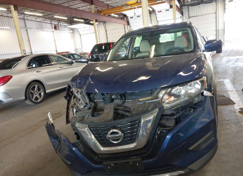 Photo 12 of 2017 Nissan Rogue SV (VIN 5N1AT2MV2HC771000)