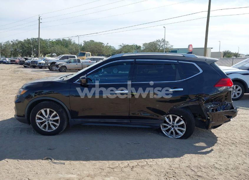 Photo 14 of 2017 Nissan Rogue SV (VIN 5N1AT2MV2HC817912)