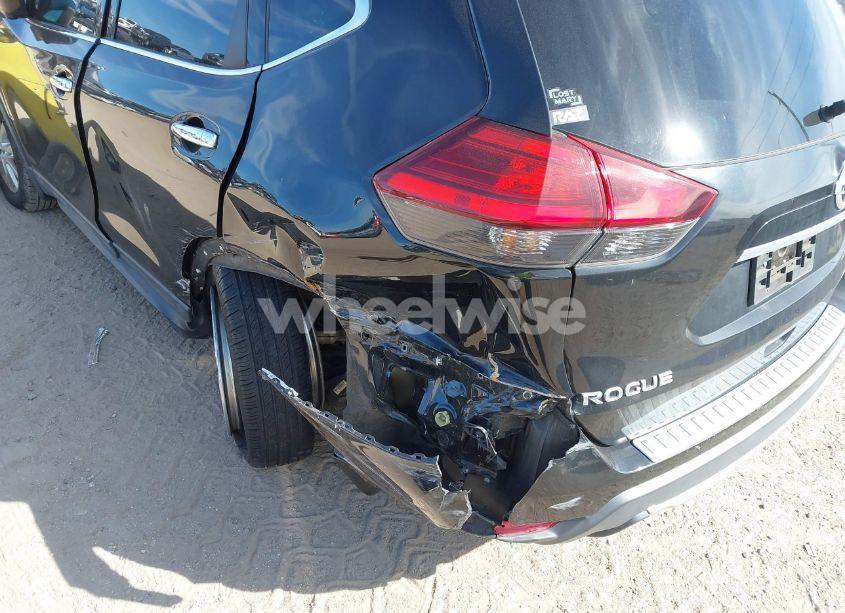 Photo 6 of 2017 Nissan Rogue SV (VIN 5N1AT2MV2HC817912)