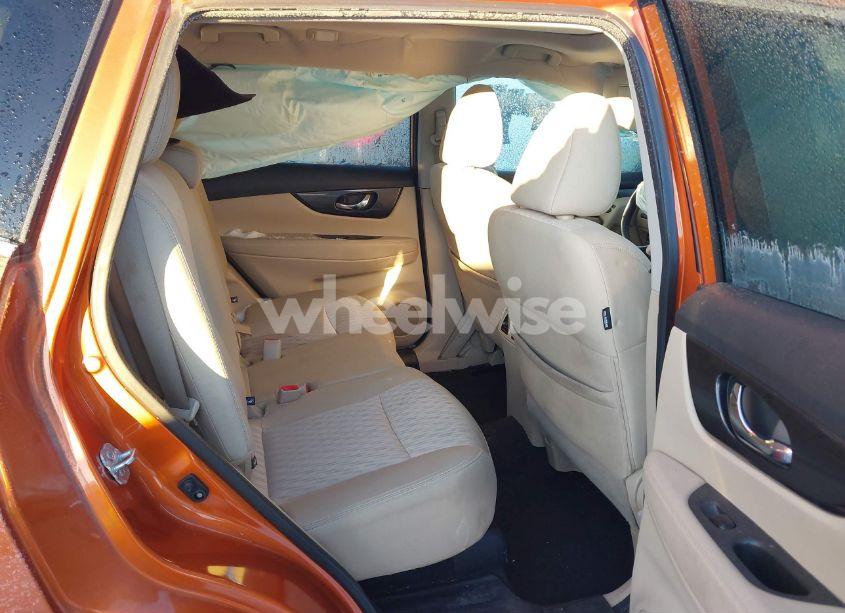 Photo 8 of 2017 Nissan Rogue SV (VIN 5N1AT2MV2HC821152)