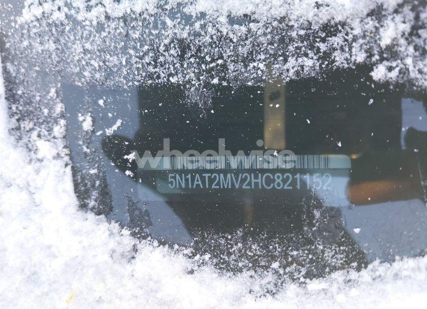 Photo 9 of 2017 Nissan Rogue SV (VIN 5N1AT2MV2HC821152)