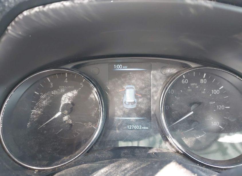 Photo 7 of 2017 Nissan Rogue SL (VIN 5N1AT2MV2HC824729)