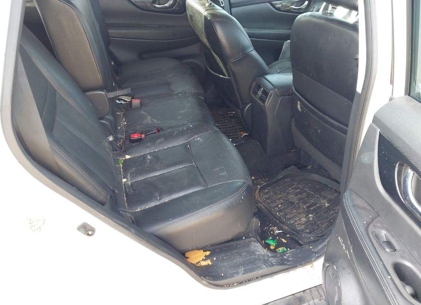 Photo 8 of 2017 Nissan Rogue SL (VIN 5N1AT2MV2HC824729)