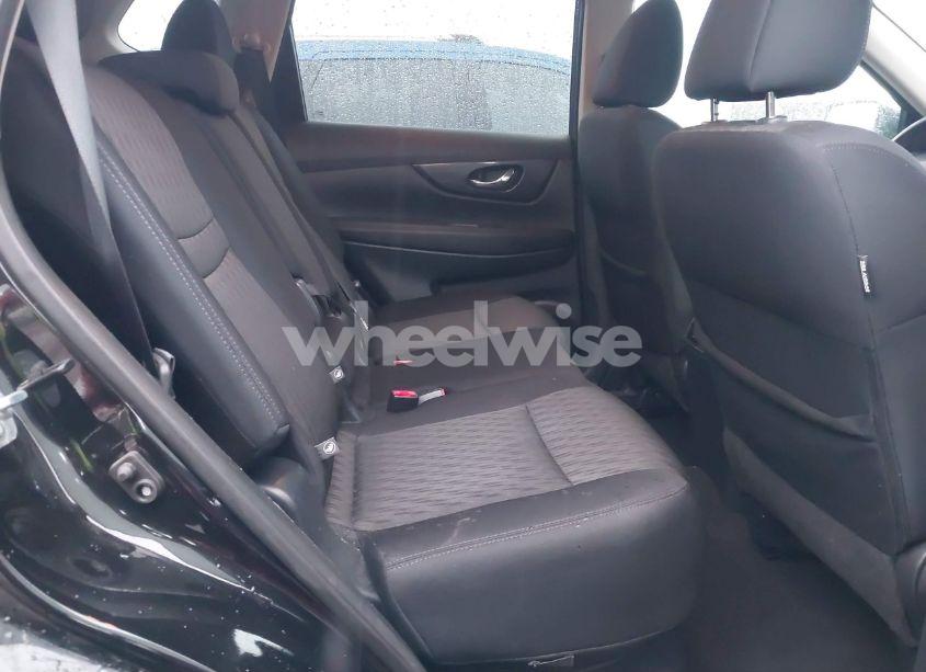 Photo 8 of 2017 Nissan Rogue SV (VIN 5N1AT2MV2HC843765)