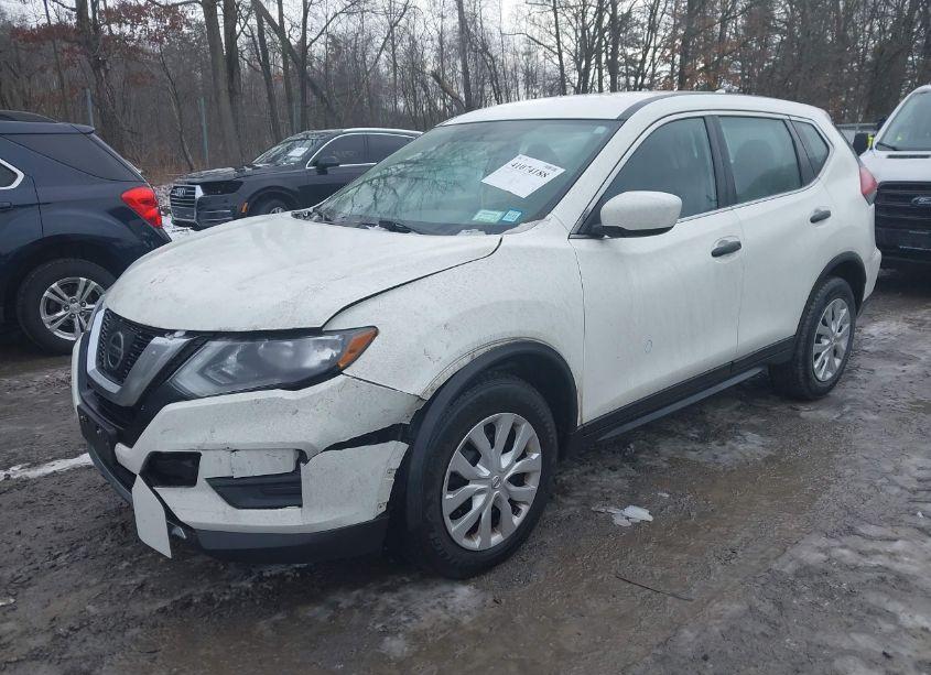 Photo 2 of 2017 Nissan Rogue S (VIN 5N1AT2MV2HC847329)