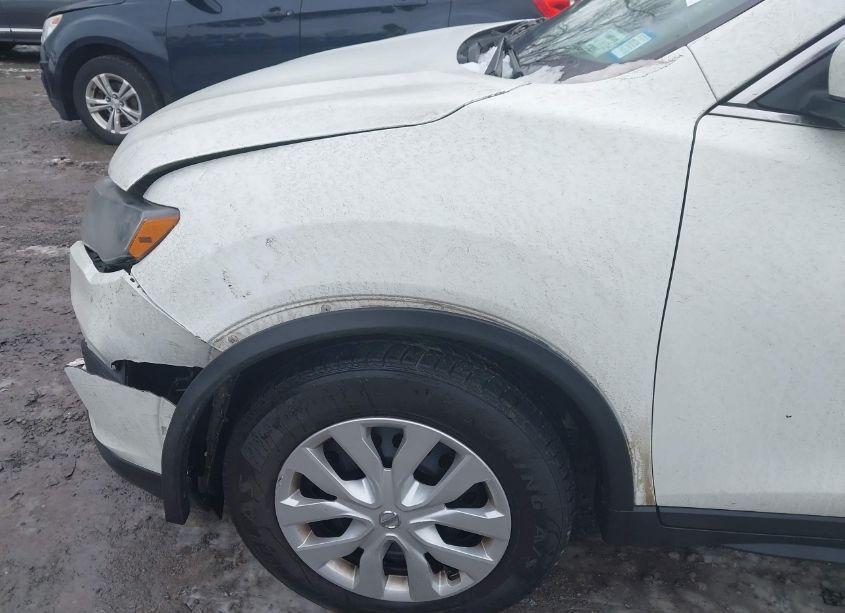 Photo 6 of 2017 Nissan Rogue S (VIN 5N1AT2MV2HC847329)