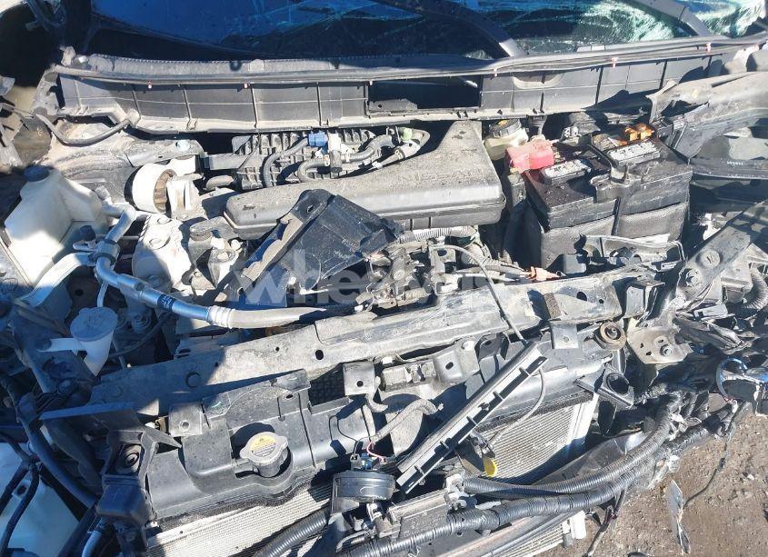 Photo 10 of 2017 Nissan Rogue SL (VIN 5N1AT2MV2HC861697)