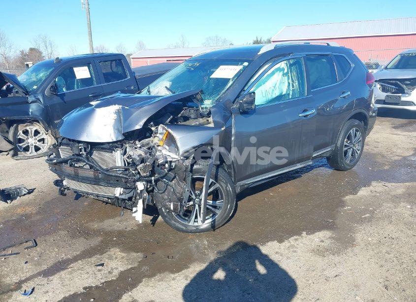 Photo 2 of 2017 Nissan Rogue SL (VIN 5N1AT2MV2HC861697)