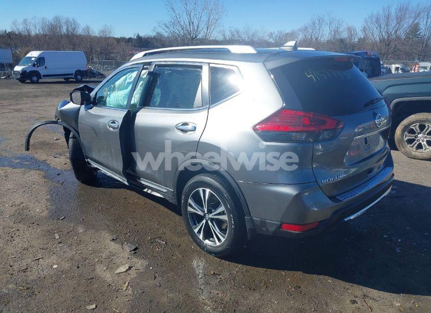Photo 3 of 2017 Nissan Rogue SL (VIN 5N1AT2MV2HC861697)