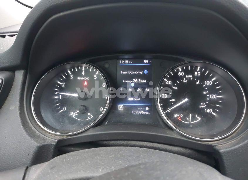 Photo 7 of 2018 Nissan Rogue SV (VIN 5N1AT2MV2JC709036)