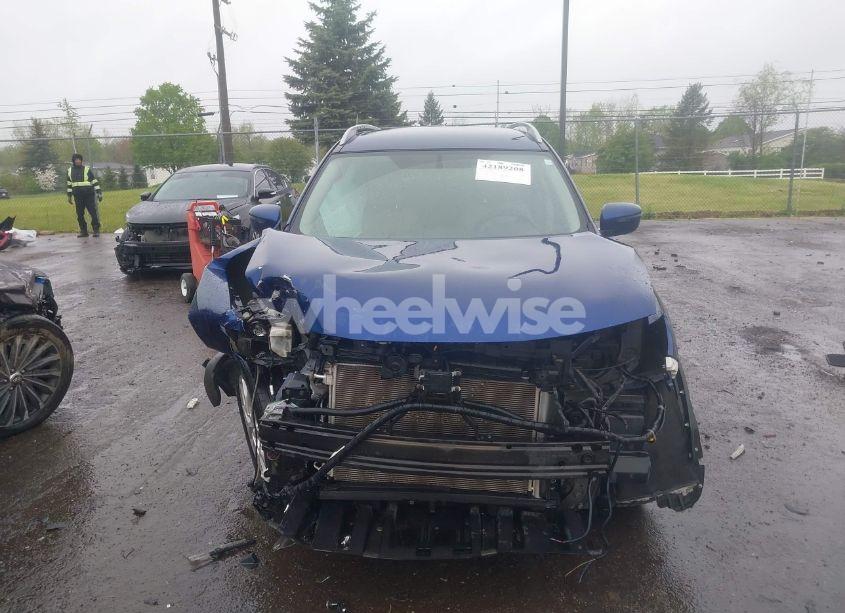 Photo 12 of 2018 Nissan Rogue SV (VIN 5N1AT2MV2JC712020)