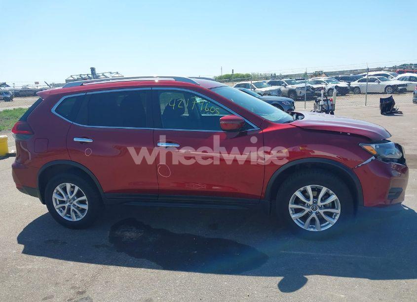 Photo 14 of 2018 Nissan Rogue SV (VIN 5N1AT2MV2JC720246)