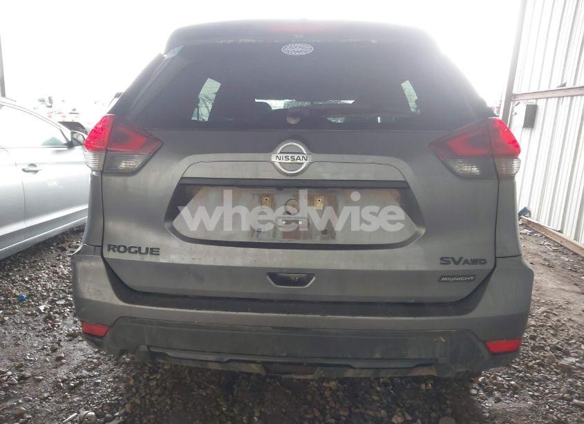 Photo 16 of 2018 Nissan Rogue SV (VIN 5N1AT2MV2JC729335)