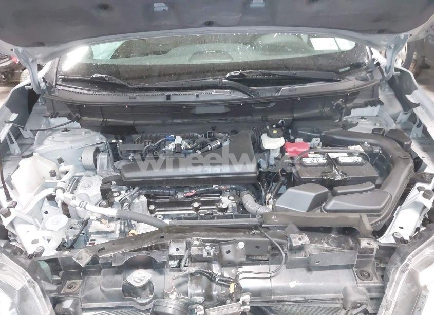 Photo 10 of 2018 Nissan Rogue SL (VIN 5N1AT2MV2JC731487)