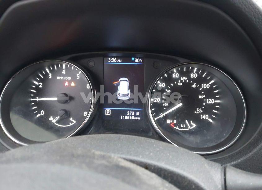 Photo 7 of 2018 Nissan Rogue S (VIN 5N1AT2MV2JC757393)