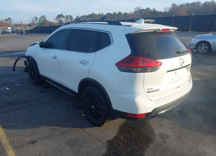 Photo 3 of 2018 Nissan Rogue SV (VIN 5N1AT2MV2JC758799)