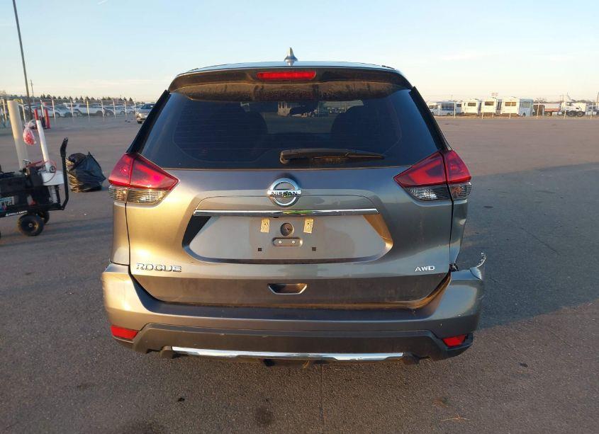 Photo 17 of 2019 Nissan Rogue S (VIN 5N1AT2MV2KC749036)