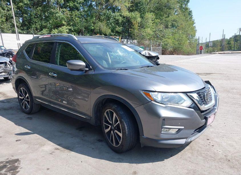 2019 Nissan Rogue SL (VIN 5N1AT2MV2KC755242) main photo