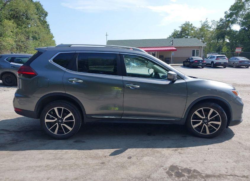Photo 14 of 2019 Nissan Rogue SL (VIN 5N1AT2MV2KC755242)