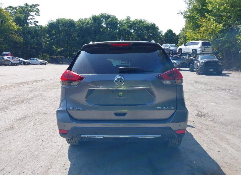 Photo 17 of 2019 Nissan Rogue SL (VIN 5N1AT2MV2KC755242)